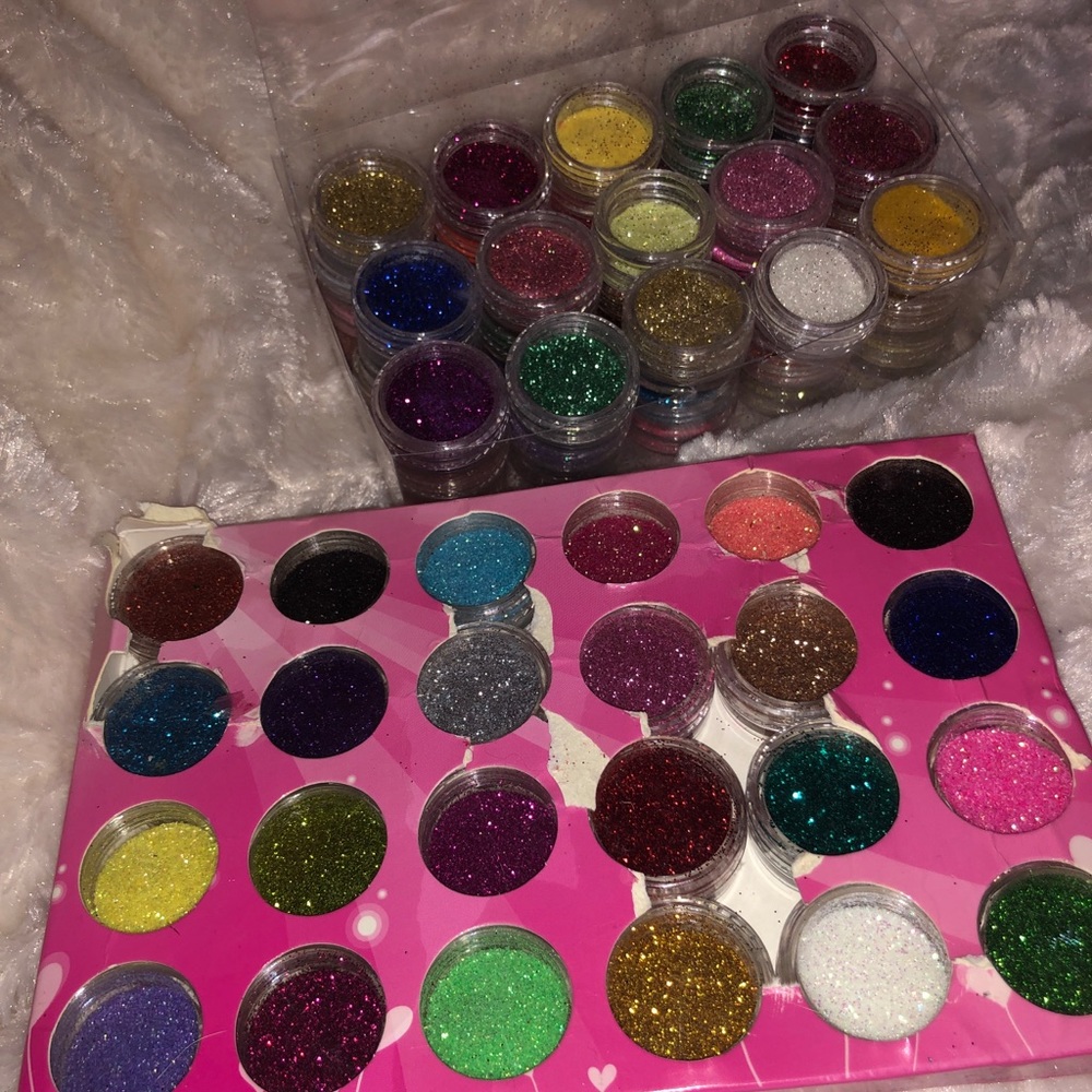 Glitters ( 69 in total )
